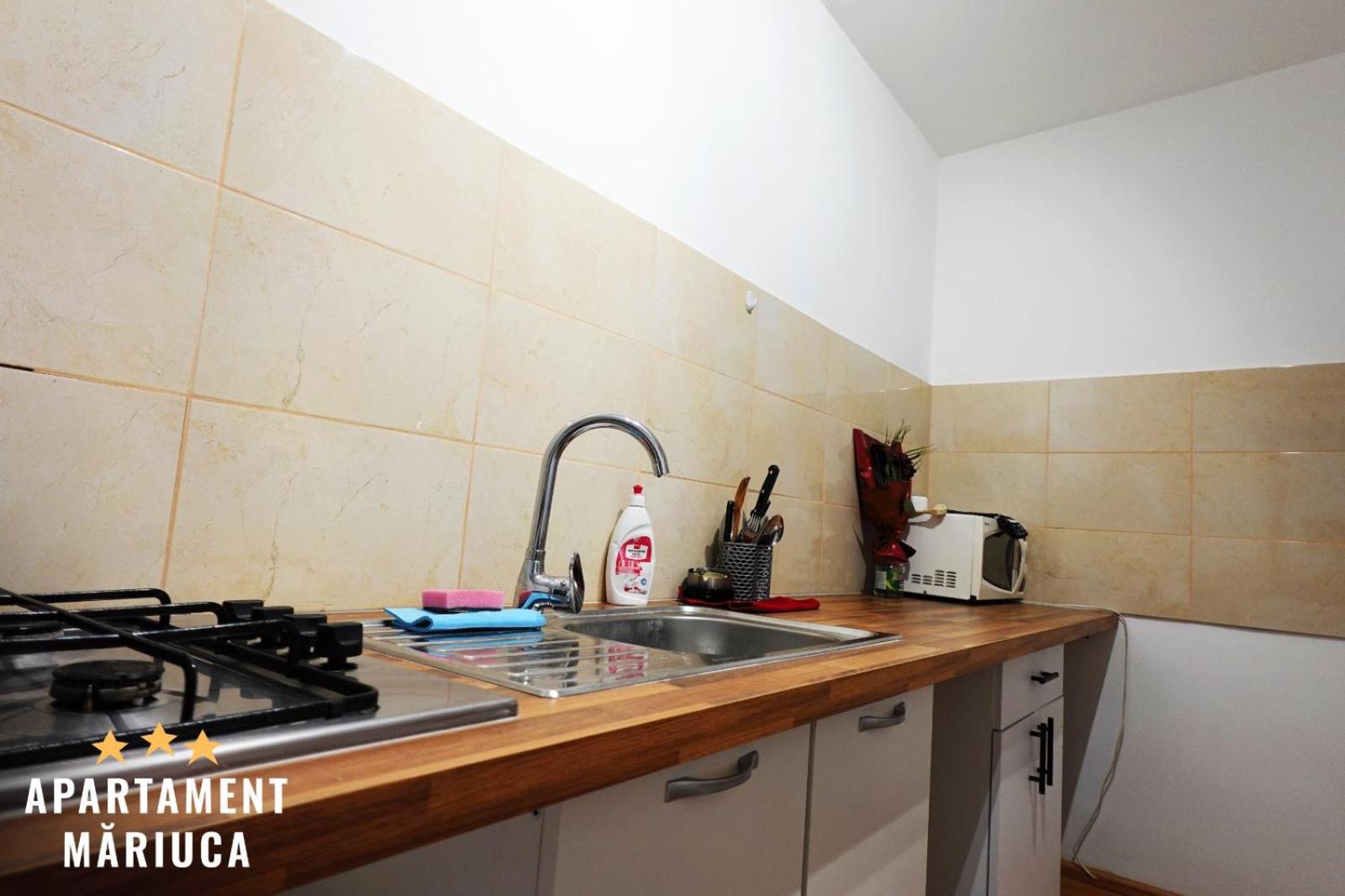 Mariuca Apartament บุชเตนี ภายนอก รูปภาพ