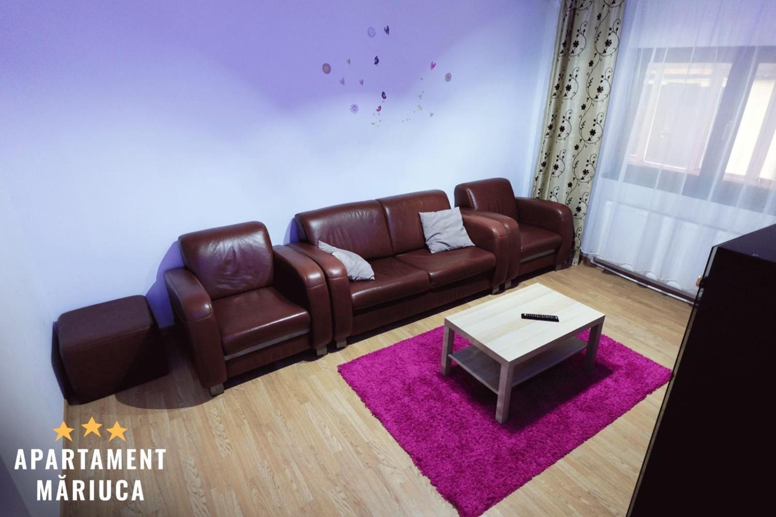 Mariuca Apartament บุชเตนี ภายนอก รูปภาพ